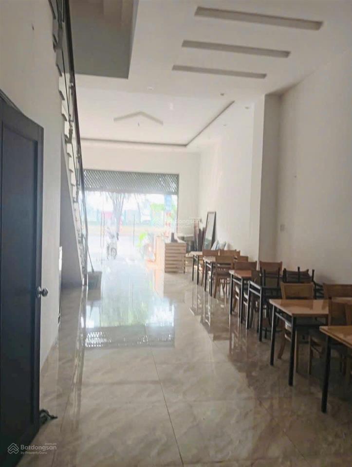 Vị trí đẹp thuận tiện kinh doanh