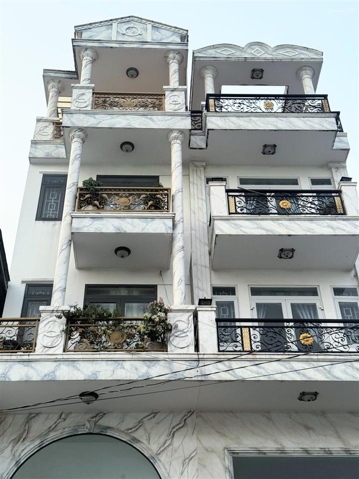 Bán nhà đẹp khu phân lô an dương vương , bình tân  dt 68m2, 4x18m, 5 tầng.