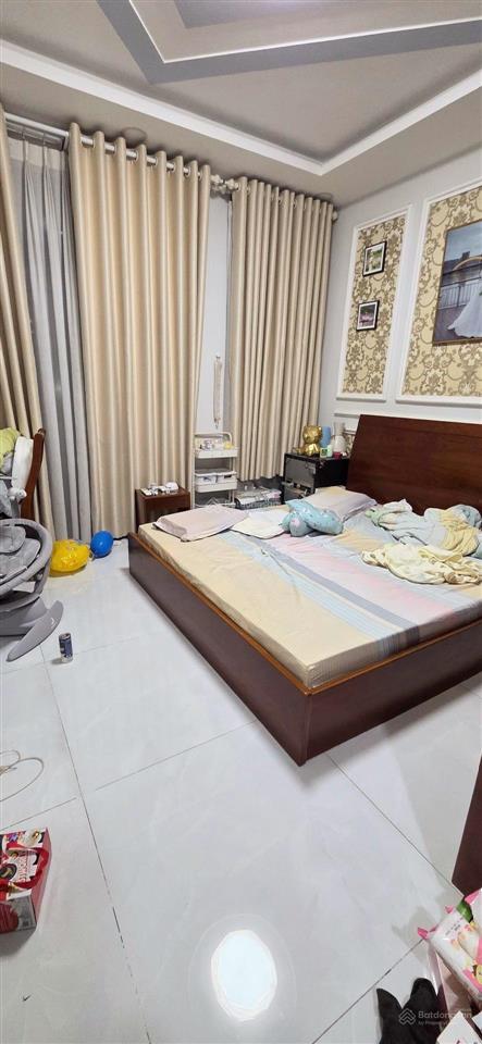Bán nhà đẹp khu phân lô an dương vương , bình tân  dt 68m2, 4x18m, 5 tầng.