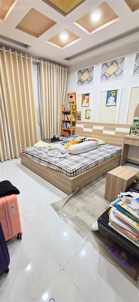 Bán nhà đẹp khu phân lô an dương vương , bình tân  dt 68m2, 4x18m, 5 tầng.