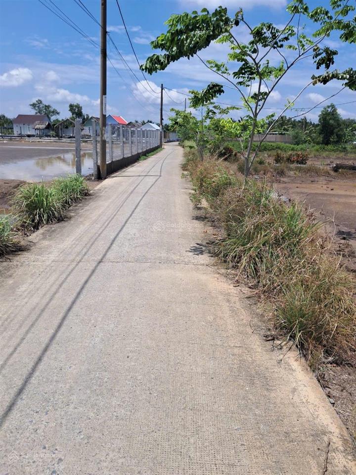 Đất cần giờ xã bình khánh full thổ cư, có thể tách làm 3 miếng nhỏ