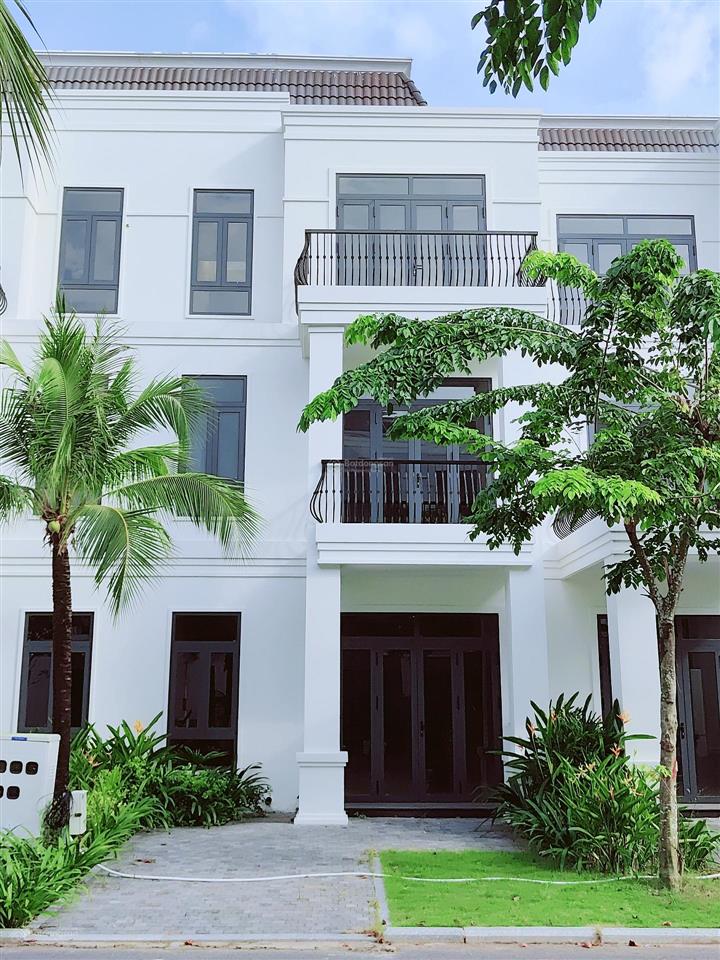 Chỉ hơn 3 tỷ, sở hữu biệt thự & golf cao cấp 4pn 4wc kế vinhomes, tặng toàn bộ nội thất cao cấp.