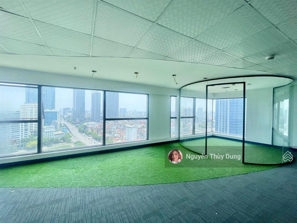 Cho thuê văn phòng toà ngọc khánh plaza, dt 450m2 có cắt lẻ, giá chỉ 250.000đ/m2/th, view hồ mát mẻ