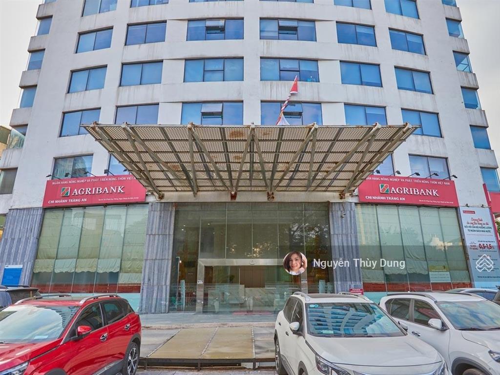 Cho thuê văn phòng toà ngọc khánh plaza, dt 450m2 có cắt lẻ, giá chỉ 250.000đ/m2/th, view hồ mát mẻ