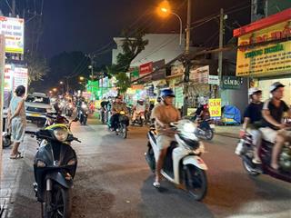 Mặt tiền lê văn thọ cực kỳ sầm uất, ngay công viên làng hoa  nhà 3 tầng dt 4.2x20, đct 25tr/tháng