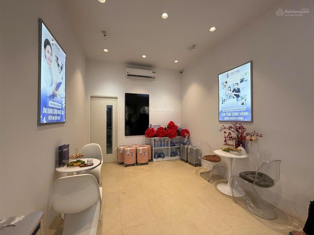 Căn góc 2 mặt tiền trường sa, bờ kè nhiêu lộcthị nghè  nhà 4 tầng st 8x7 vuông vức, đct 30tr