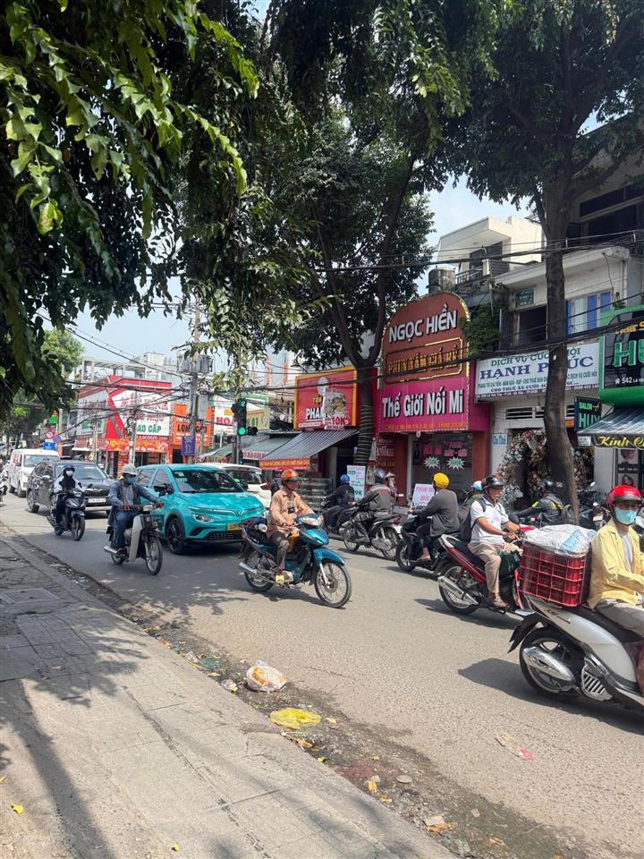 Chỉ 9 tỷ 9 sở hữu căn mặt tiền lê văn thọ ngay ngã tư phạm văn chiêu, đúc 1 lầu dt 4.2x14 vuông vức