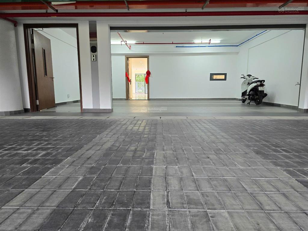 Bán sky linked villa celadon city  190m²/3pn/2wc  nội thất cơ bản  có garage trong nhà. 11,5 tỷ