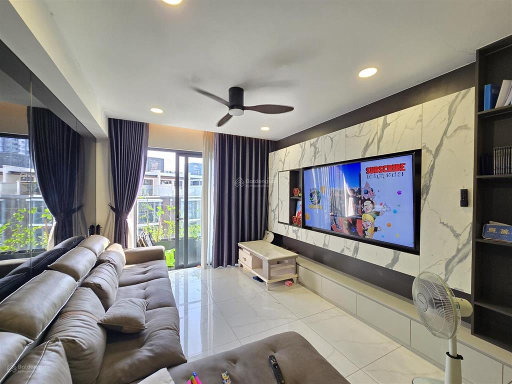Cắt lỗ! bán căn 3pn + 1 diamond brilliant 142m2, view đẹp, full nội thất giá chỉ 9.5 tỷ