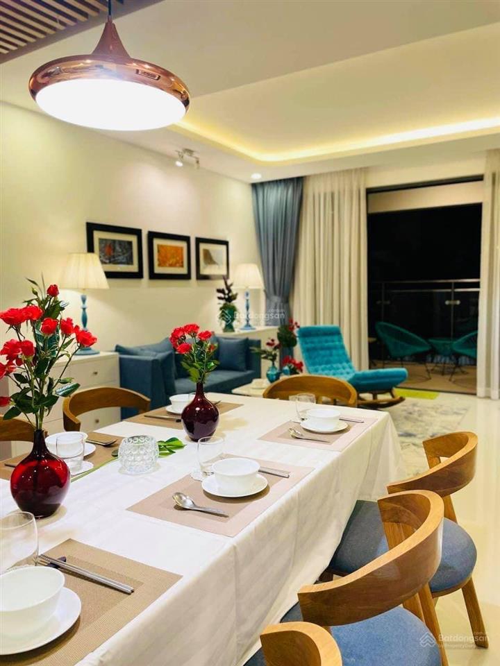 Tìm chủ nhân mới cho căn 3pn estella heights view hồ bơi, ban công rộng, nội thất đẹp, sổ hồng sẵn