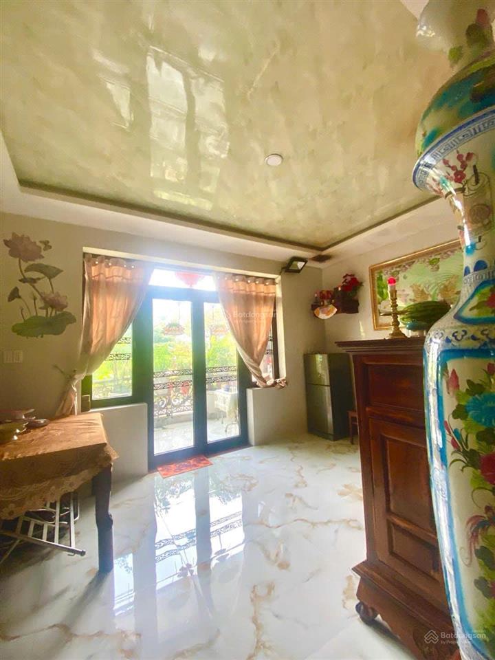 Tuyệt phẩm biệt thự mái thái mặt tiền vân đồn  ngang 10m cực hiếm  nội thất gỗ đẳng cấp32ty