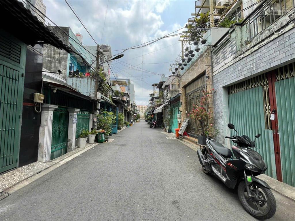 Chủ ngộp bank cần bán gấp nhà đường tân kỳ tân quý, dt 4x12m thích hợp giữ tài sản hoặc xây mới