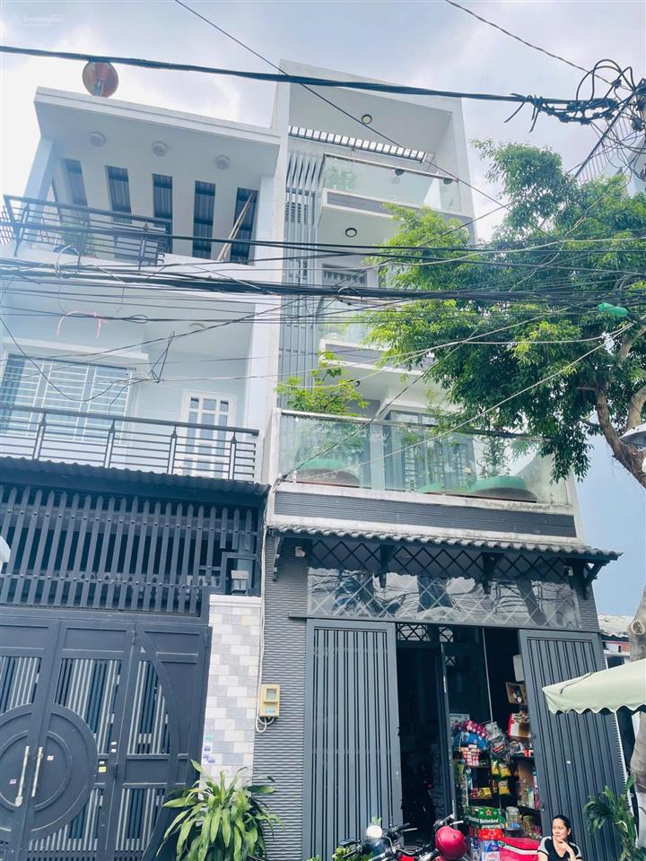 Anh chủ ngộp bank cần bán gấp nhà 4 tấm btct , dt4x14 chưa tới 6đ , thích hợp xây cho thuê