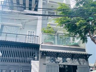 Anh chủ ngộp bank cần bán gấp nhà 4 tấm btct , dt4x14 chưa tới 6đ , thích hợp xây cho thuê