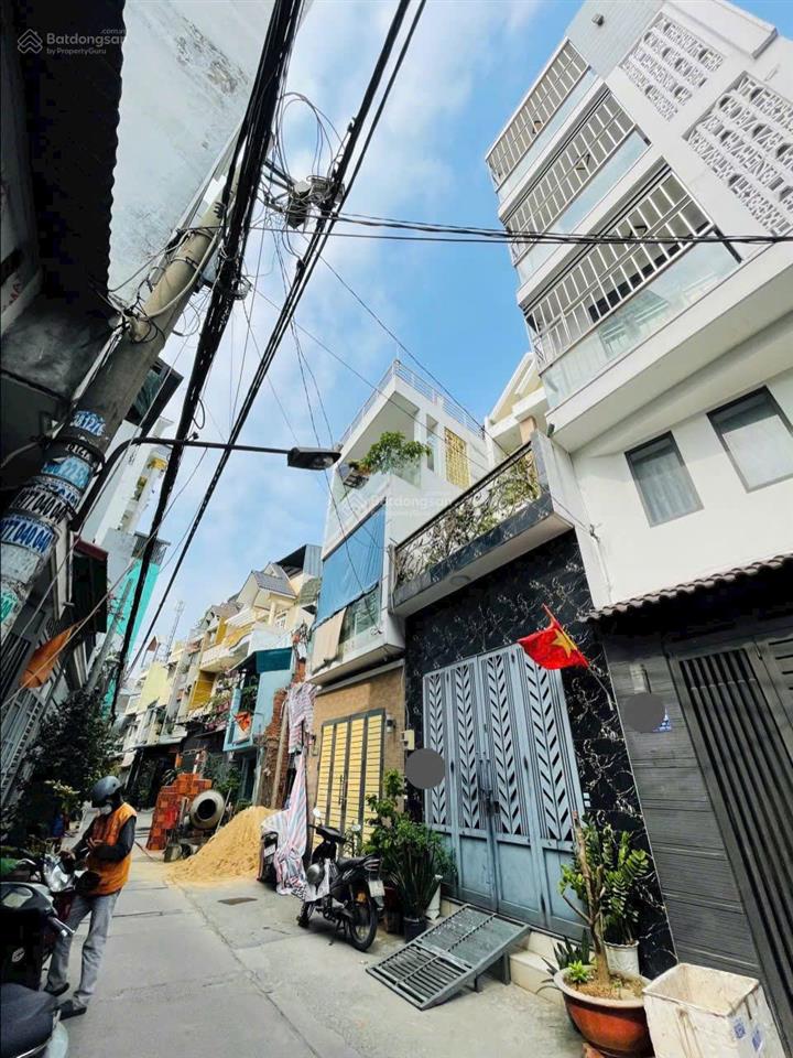 Chủ cần bán gấp nhà 4,5 tấm btct chỉ 6t6 tl hẻm xe hơi thông , full công năng xách vali vào ở ngay