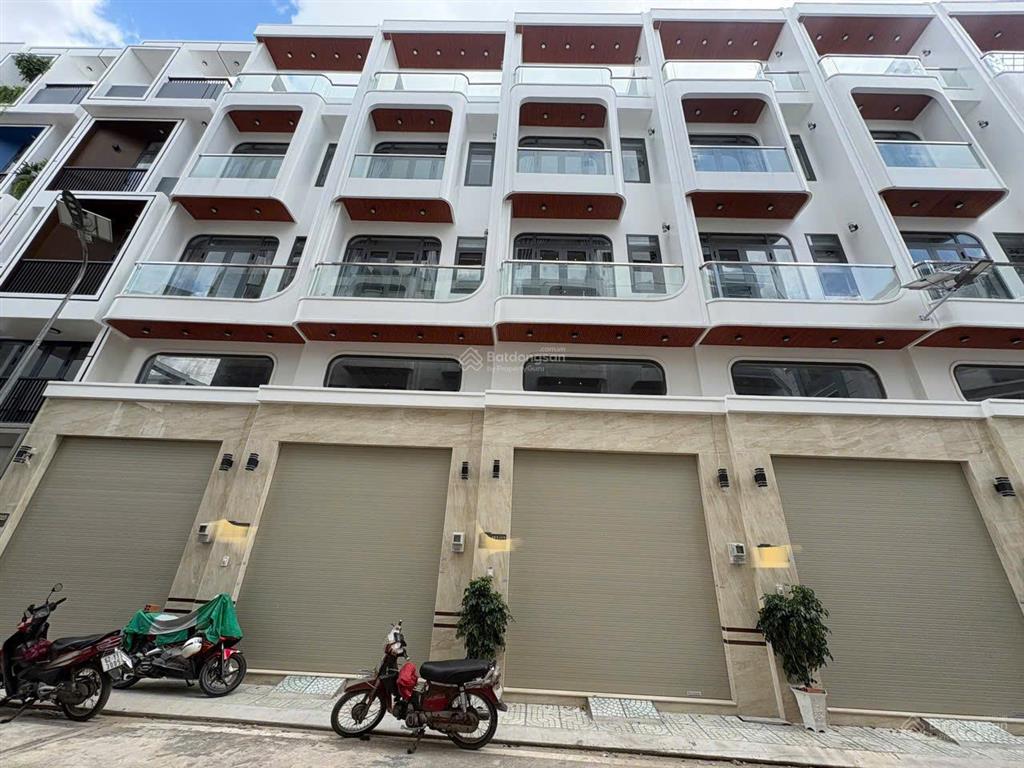 Nhà phố mở bán phường bình tân dt4x14 đúc 4,5 tấm 4pn 5wc full nội thất chỉ 6 tỷ 8 tl a/c sở hữu
