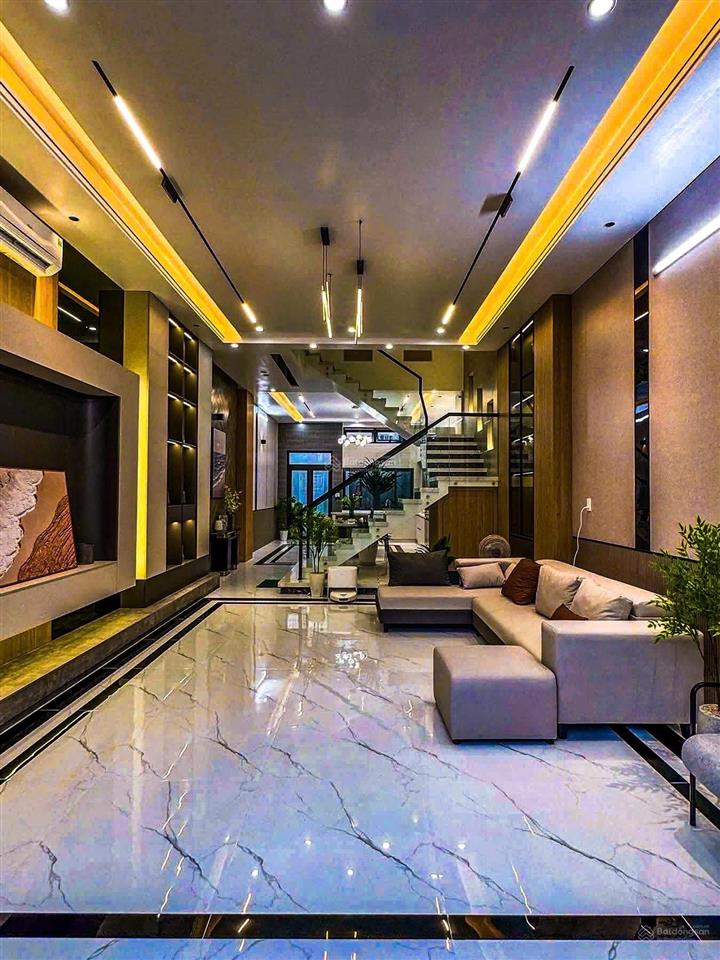 Nhà mới 3 tầng mặt tiền nguyễn triệu luật chỉ 7.5 tỷ