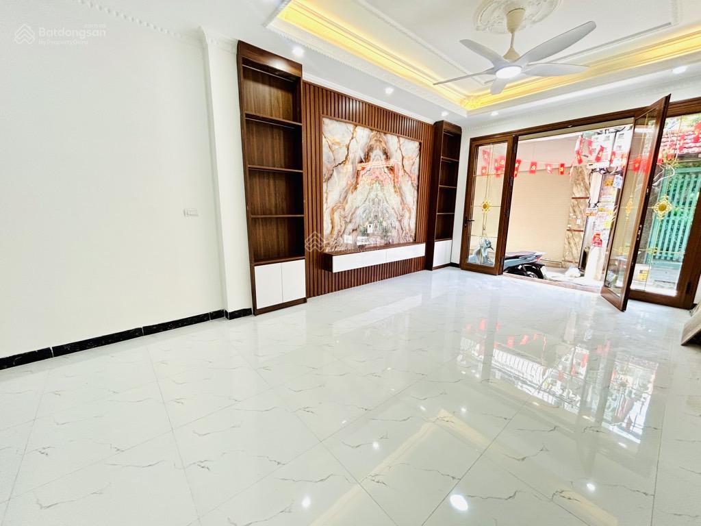 Tam trinh  64m²  5 tầng  ngõ ô tô qua  thang máy  chỉ hơn 10 tỷ