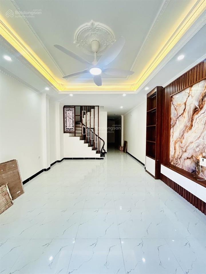 Tam trinh  64m²  5 tầng  ngõ ô tô qua  thang máy  chỉ hơn 10 tỷ