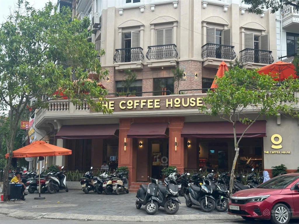 Siêu phẩm lý thường kiệt  400m  mt 20m  sát ngân hàng  văn phòng cực đông!!!