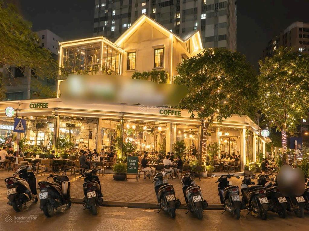 Hơn 700m khu ngoại giao đoàn  xuân la