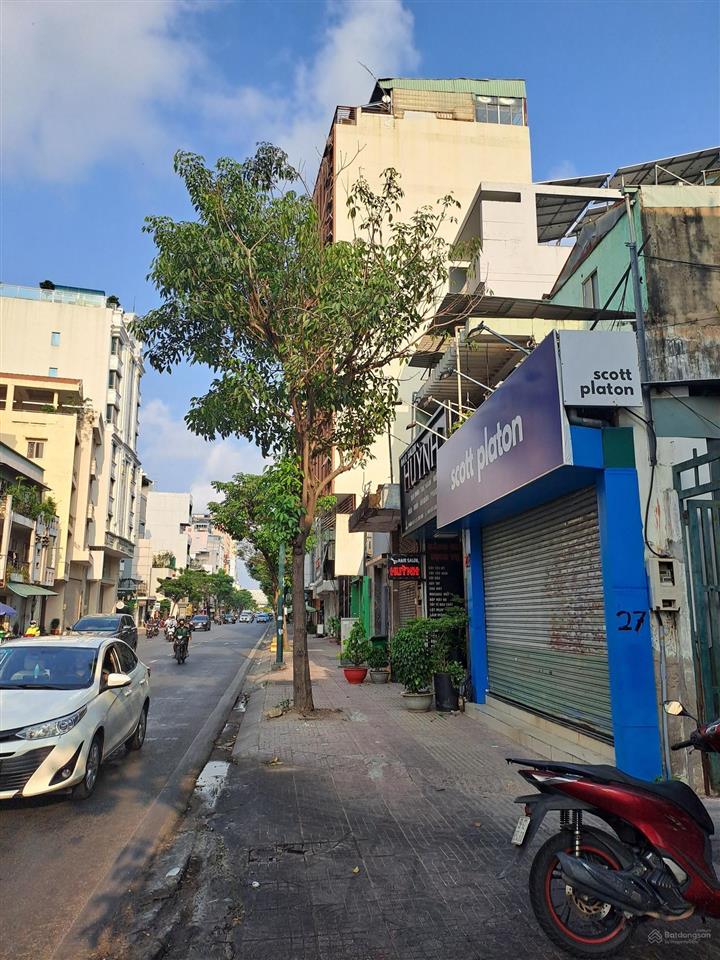 Bán nhà mặt tiền hồng hà ngay sân bay, dt 5.25x21, góc 2 mặt tiền, giá 26.3 tỷ