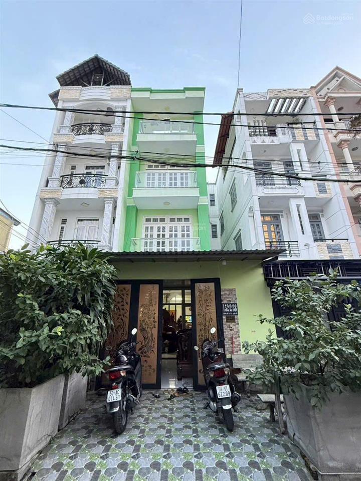 Nhà cây trâm dt 5x17 2 lầu đường 10m thông thoáng giá 9.9 tỷ tl 0909 775 ***