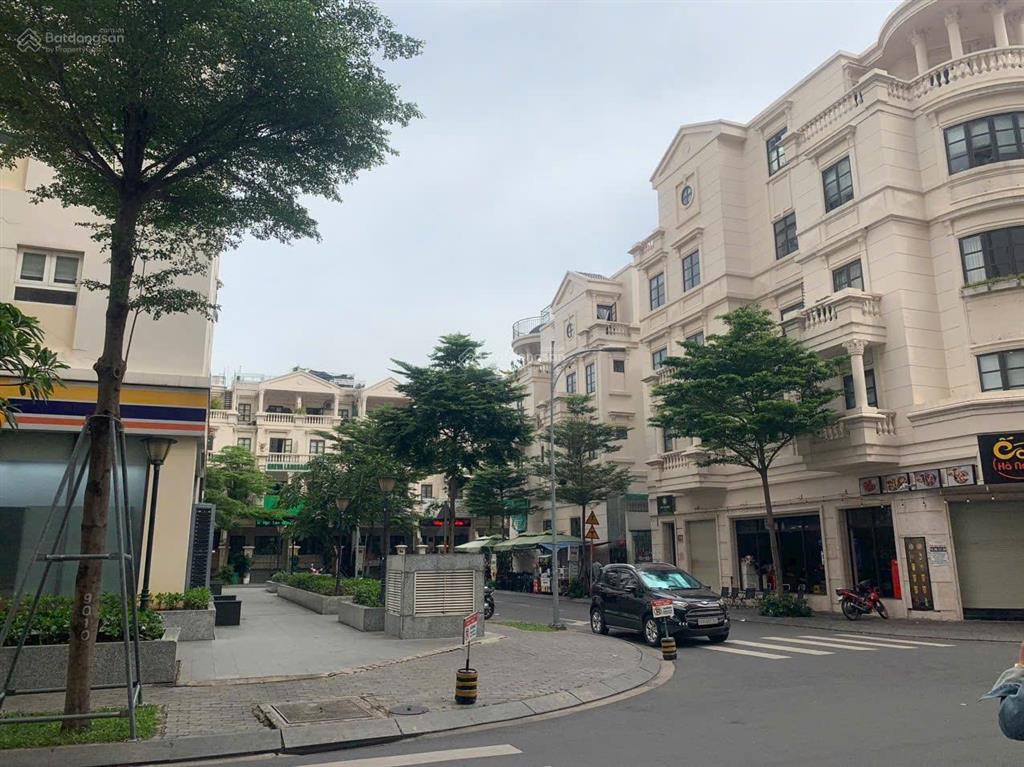 Bán nhà cityland nguyễn văn lượng p10. góc, thang máy dt 8x20m giá chỉ 31 tỷ tl