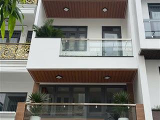 Chính chủ cần tiền bán nhà mới xây đường lê văn quới