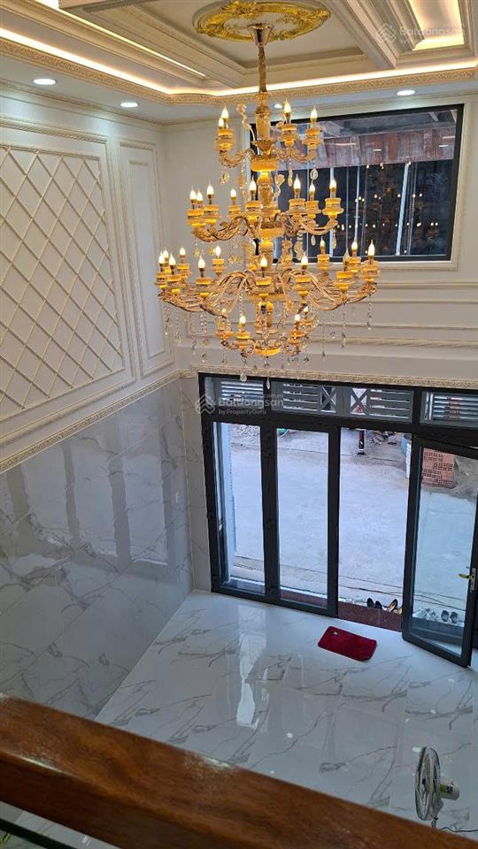 Bán nhà mặt tiền 65m2, 3 lầu, phú định quận 8, 6,5 tỷ tl