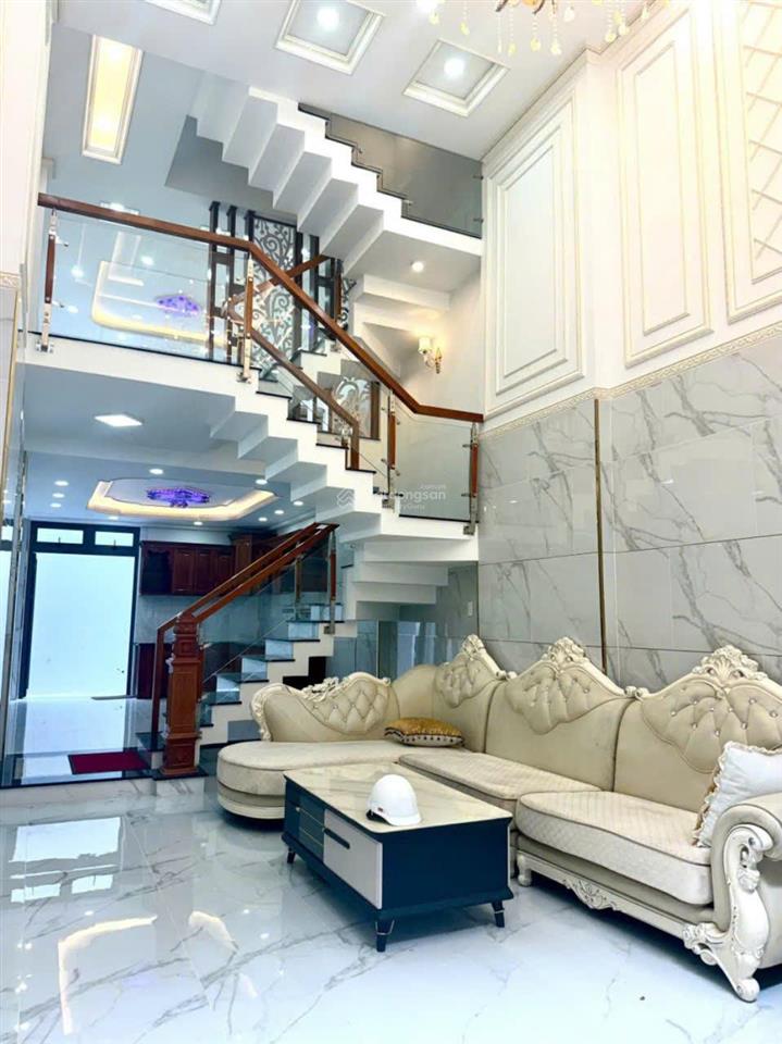 Bán nhà mặt tiền 65m2, 3 lầu, phú định quận 8, 6,5 tỷ tl