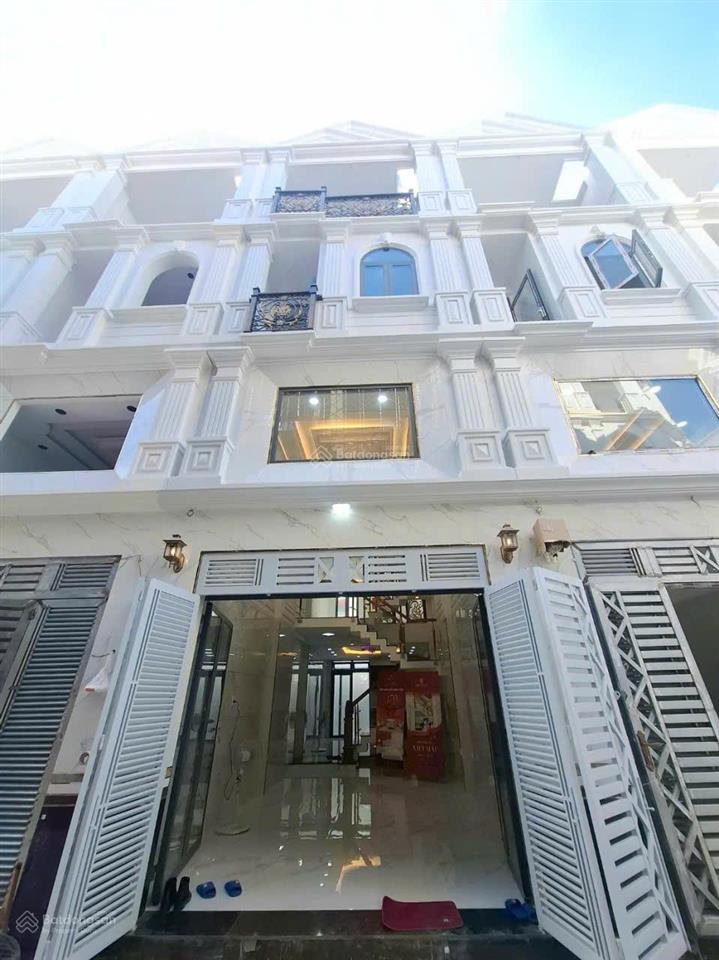 Bán nhà mặt tiền 65m2, 3 lầu, phú định quận 8, 6,5 tỷ tl