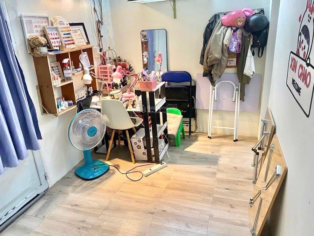 Quận 8 bán nhà mặt tiền view bờ sông 100m2, 4.5x26m giá chỉ hơn 5. tỷ!