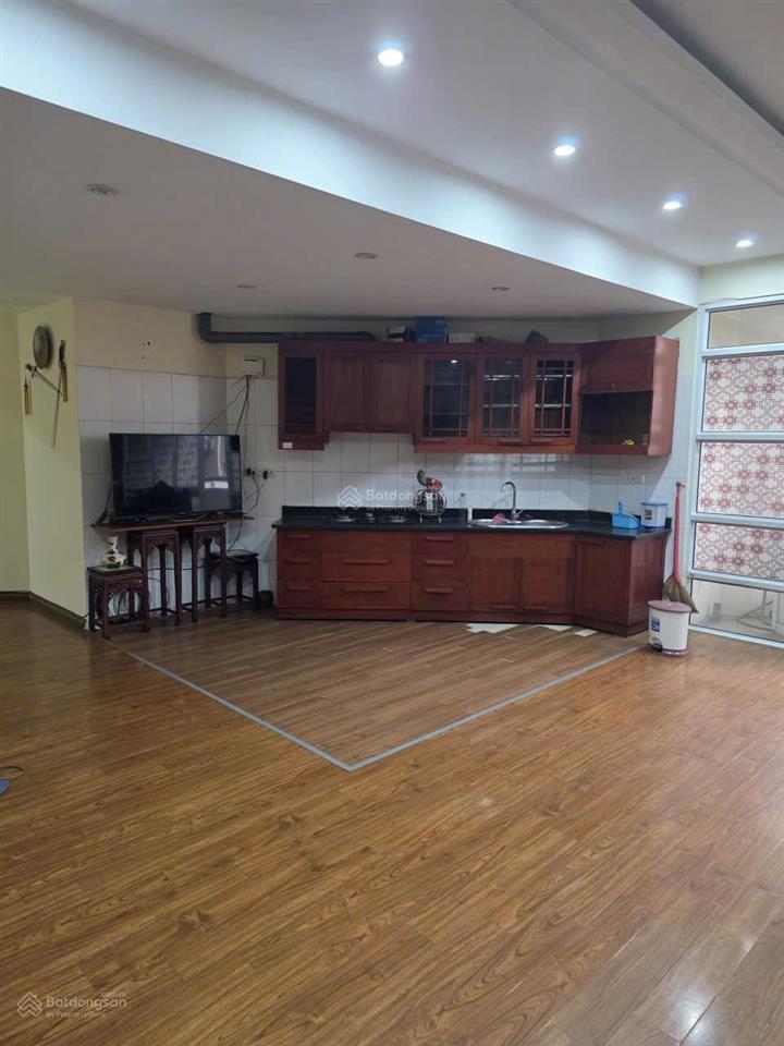 Gia đình chuyển sang nước ngoài cần bán nhanh căn cc an lạc, 143m, sổ đỏ chính chủ sẵn giao dịch