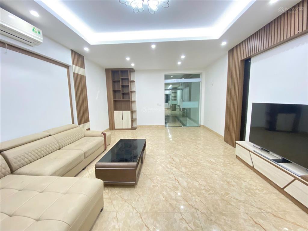 Chính chủ cần bán nhanh nhà khu a geleximco trục thông vin, hoàn thiện có thang máy