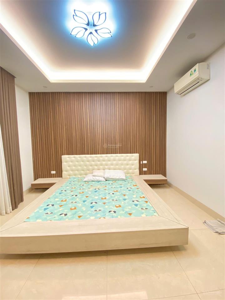 Chính chủ cần bán nhanh nhà khu a geleximco trục thông vin, hoàn thiện có thang máy