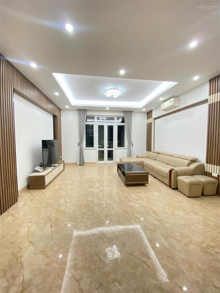 Chính chủ cần bán nhanh nhà khu a geleximco trục thông vin, hoàn thiện có thang máy