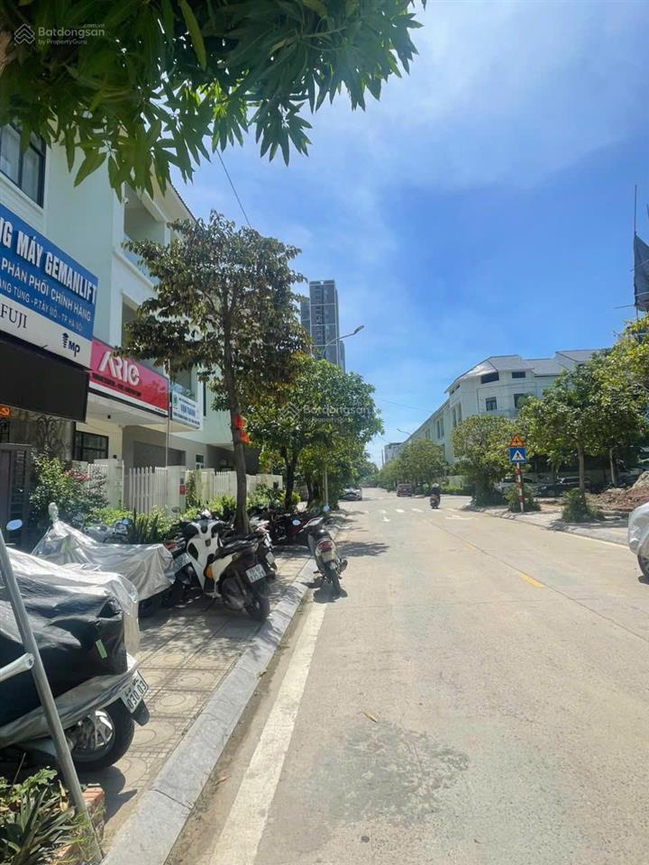 Chính chủ cần bán nhà b6 trục chính thông vin khu b mới geleximco