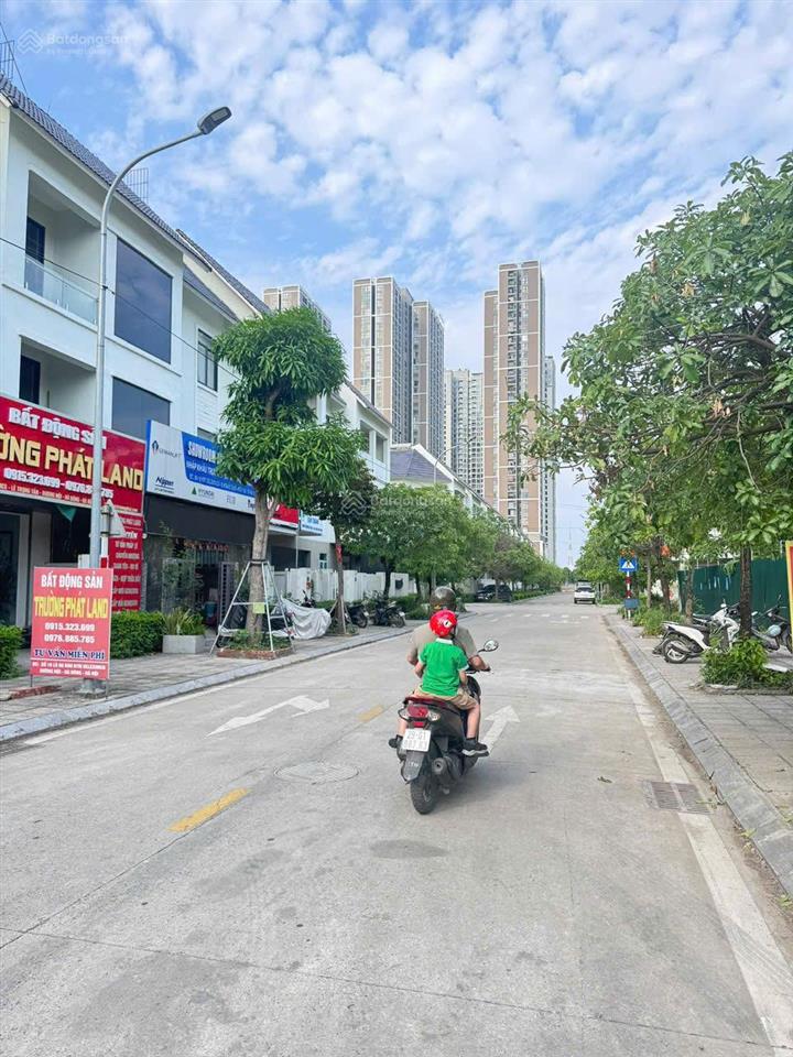 Chính chủ cần bán nhà b6 trục chính thông vin khu b mới geleximco