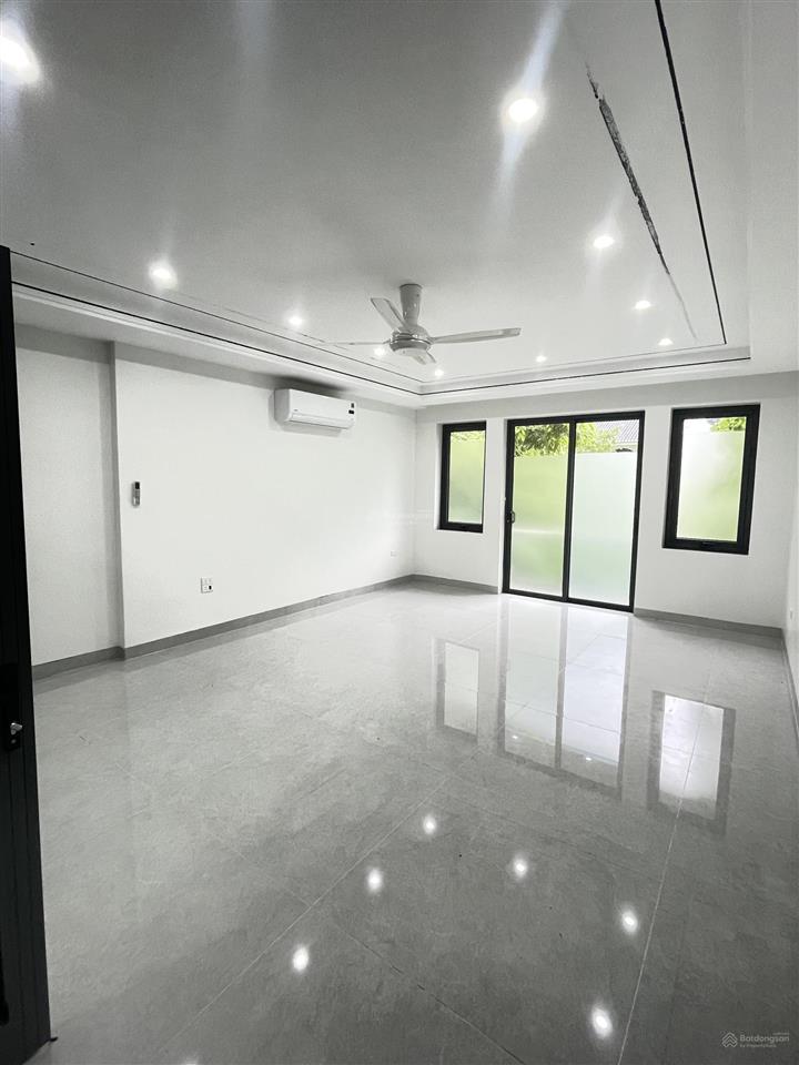 Chính chủ cho thuê lk khu c geleximco hoàn thiện 5 tầng. có thang máy 40tr/tháng