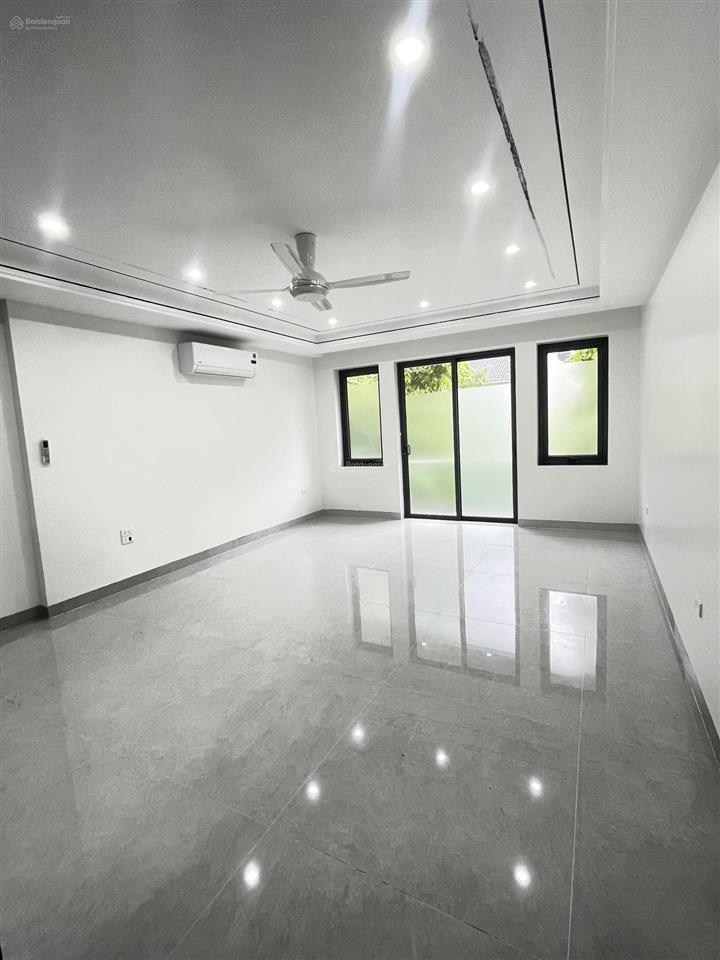 Chính chủ cho thuê lk khu c geleximco hoàn thiện 5 tầng. có thang máy 40tr/tháng