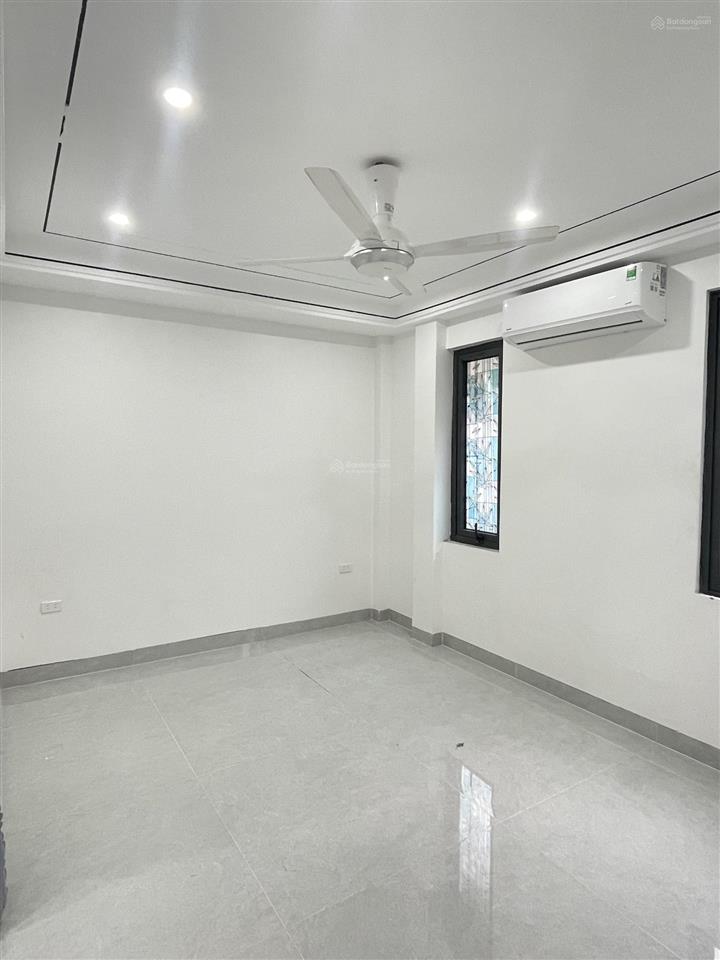 Chính chủ cho thuê lk khu c geleximco hoàn thiện 5 tầng. có thang máy 40tr/tháng