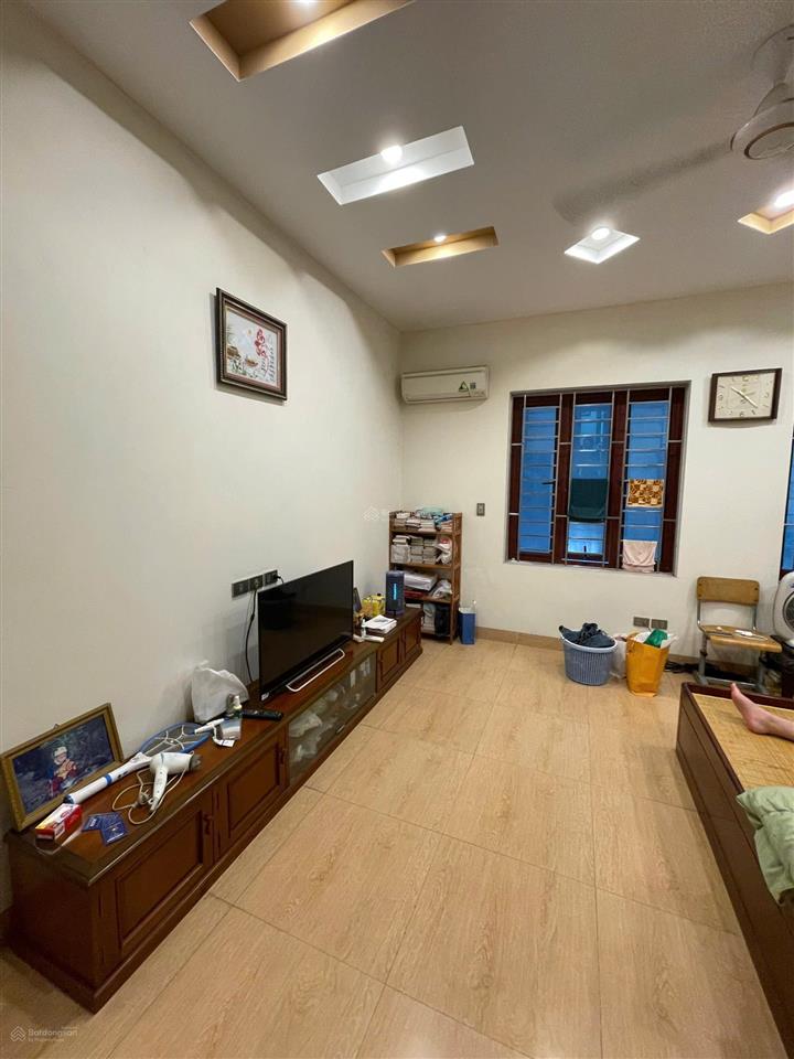 Chính chủ cho thuê nhà lk kđt văn khê 05 tầng dt 82,5m full điều hoà
