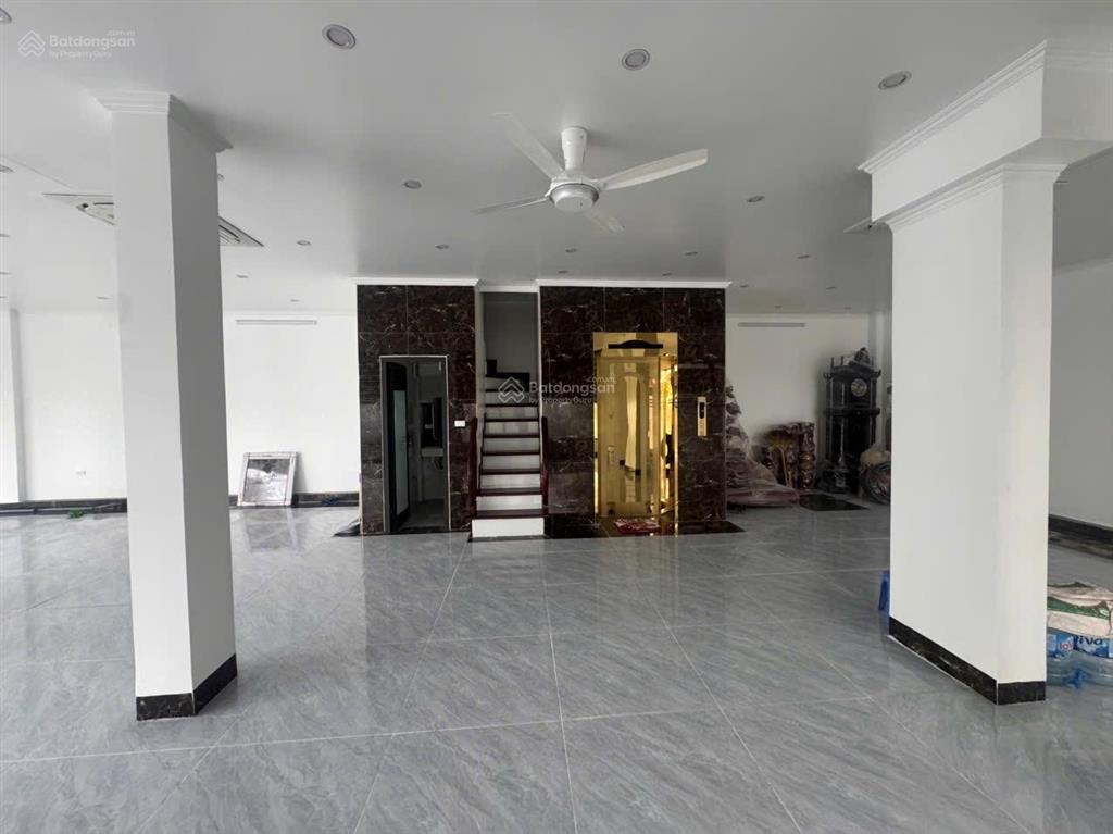Chính chủ cho thuê nhà kđt an hưng, căn góc, dt 140m có thang máy