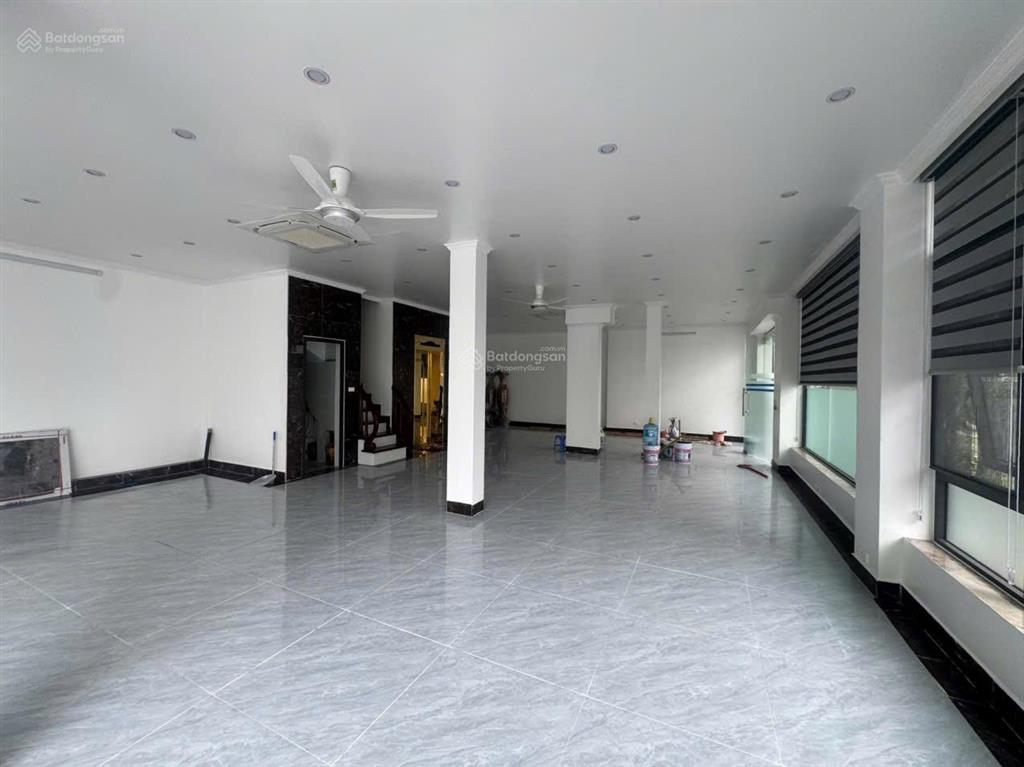 Chính chủ cho thuê nhà kđt an hưng, căn góc, dt 140m có thang máy