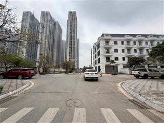 Chính chủ bán nhà lk căn góc khu b mới geleximco b1018. lô góc vip đầu thông vinsmart city