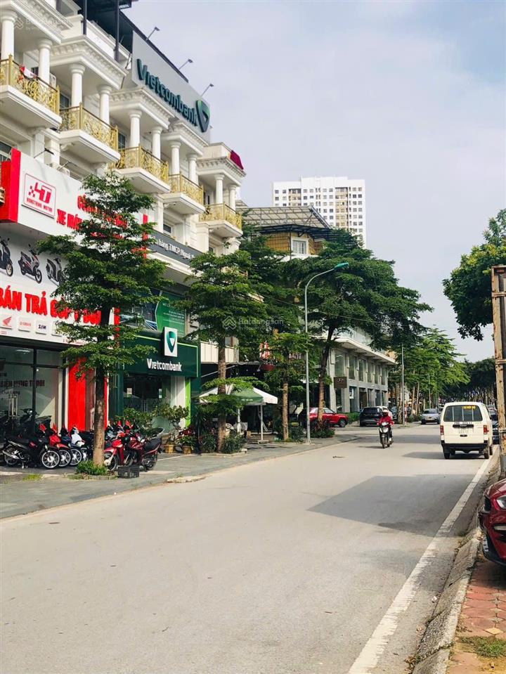 Chính chủ bán shophouse c2 khu c geleximco mặt đường lê trọng tấn. giá tốt chỉ 30 tỷ