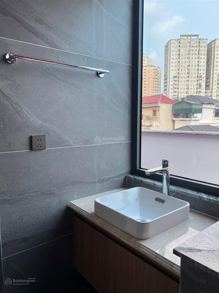 Chính chủ cho thuê tòa nhà văn phòng tại kđt văn khê, dt sàn 470m. giá 55tr