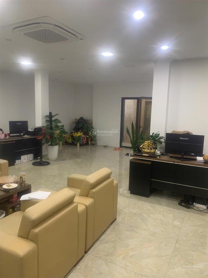 Cho thuê sàn văn phòng 120m tại kđt văn khê, điều hòa thang máy 12.5tr/tháng