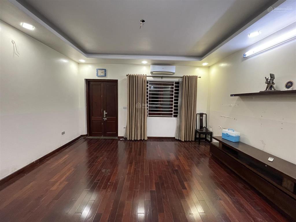 Chính chủ cho thuê nhà lk kđt văn khê 82.5m hoàn thiện 4 tầng full nội thất 20tr/tháng